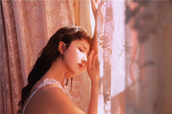 草莓榴莲芭乐丝瓜小猪鸭脖免费版下载:幸福宝草莓深夜释放自己下载