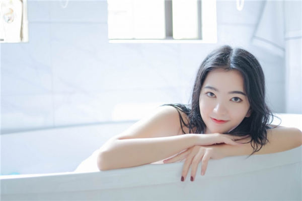 18以下岁禁止1000部免费：一款禁止老司机深夜观看的影视平台