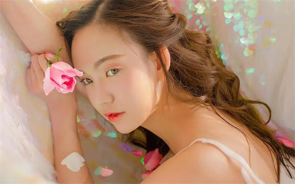 丝瓜秋葵草莓香蕉榴莲绿巨人污ios突然打不开了？网友：多刷新试试