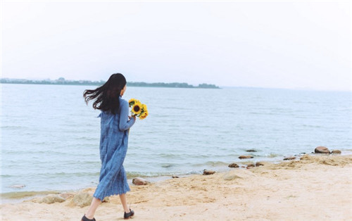 小蝌蚪app最新版:一款提供各种类型的视频看到过瘾的播放软件