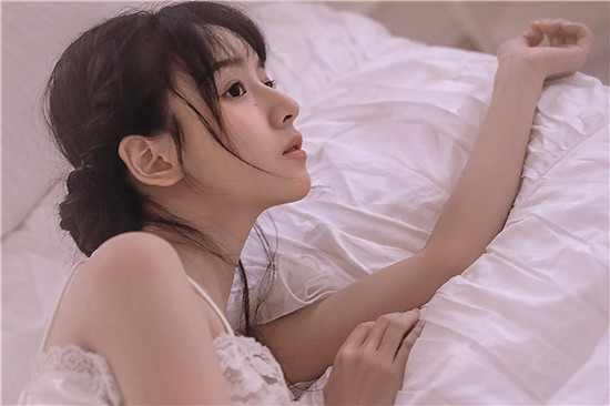 麻豆榴莲草莓茄子秋葵app：海量无限影视免费自由看