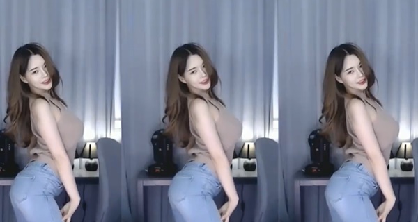 花季app下载汅api免费下载解锁版：一款为用户们提供了海量视频的播放软件