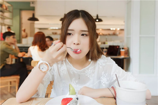 仙踪林companylimited大陆火爆了整个直播圈，网友：别被捧杀了