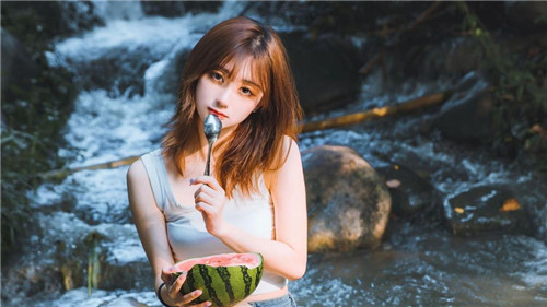 芭乐榴莲丝瓜向日葵鸭脖：汇聚了超丰富的影视内容