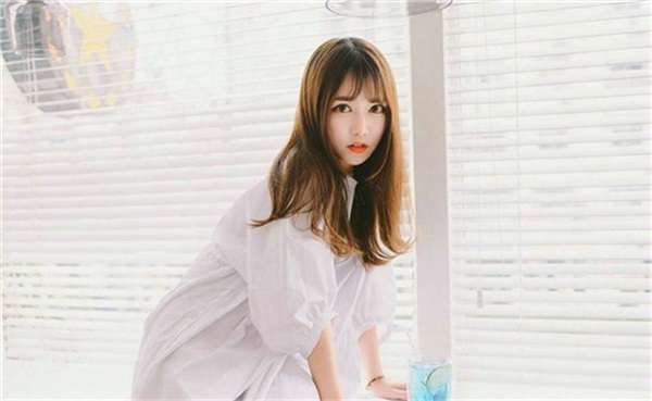 国产一卡二卡三新区2022高清版：一款很多用户都说很好看的视频软件