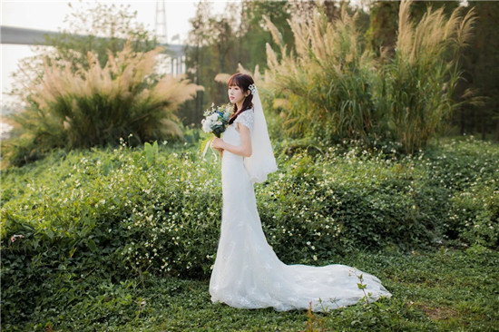 野花香社区在线视频观看播放大量网络剧场。在线电视剧等你发现