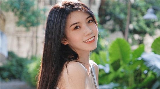 小猪草莓丝瓜深夜释放自己：芭比视频app无限观看安卓