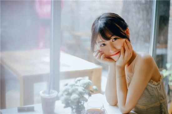 蝶恋花直播官方手机版:一款非常绿色的线上直播手机软件