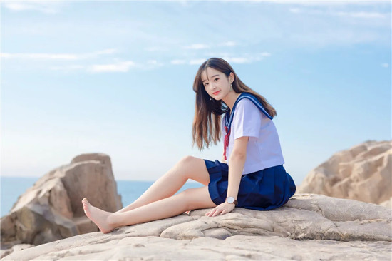 忘忧草社区韩国在线www支持免费离线看，网友：全都是无限制大片！