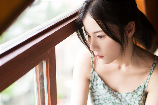 污草莓榴莲深夜释放自己免费下载ios：具有兼容模式的视频播放软件