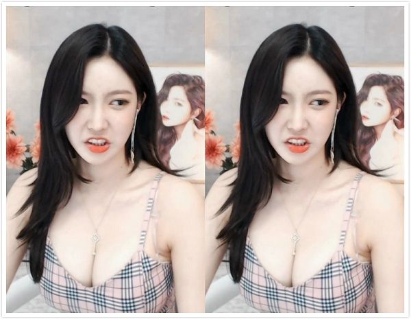 99re热免费精品视频观看版:夜里面小姐姐们都会上线直播