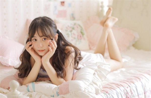 丝瓜黄瓜番茄榴莲草莓樱桃：用户可以发现更多兴趣相投的影视作品