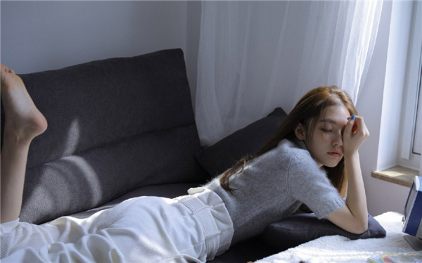 一个人在线观看的www视频资源：一款资源丰富的在线看片神器