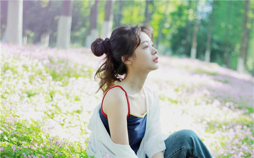 精品1区2区3区4区很多午夜直播间可以看！热辣激情视频都很多！