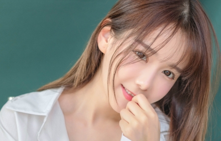 丝瓜草莓香蕉绿巨人幸福宝精简版：丝瓜草莓视频app