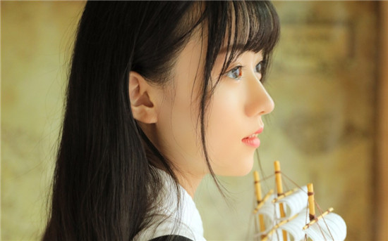 丝瓜草莓榴莲香蕉芭乐绿巨人：自动适应当前设备为你播放视频的软件