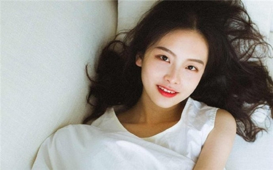 男人的加油站女人的美容院榴莲草莓：晚上睡不着偷偷看b站的软件