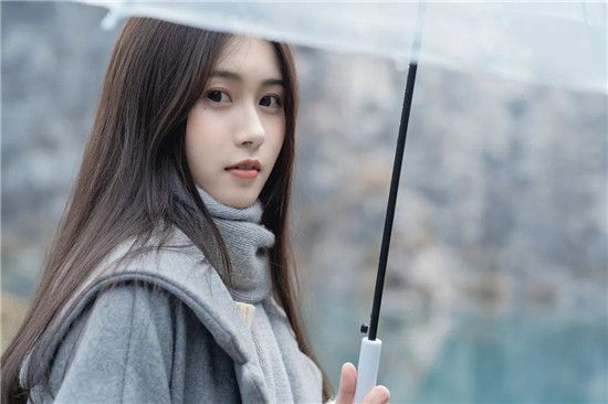 丝瓜樱桃秋葵榴莲菠萝蜜ios最新版APP：支持多种观看模式的播放APP