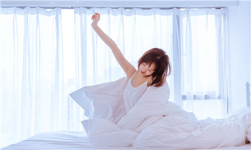 幸福宝草莓榴莲深夜释放自己免费：一个老少皆宜的影视软件