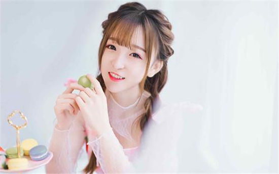 小白兔直播app下载ios：这款视频直播软件的操作很简单