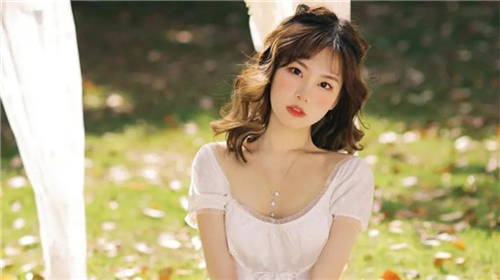 ぱらだいす天堂中文网Www高清版:超清资源无任何水印干扰