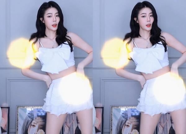 仙踪林19岁女rapper一百信息大改版，宣布签约女主播