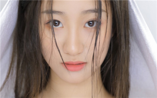 xxxxxl19d18完整版：一款观看效果非常不错的手机播放软件