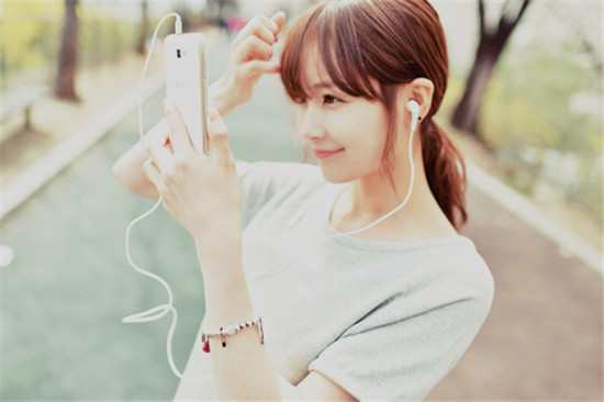 一本大道一二三卡一卡二卡三APP：都是不花钱就能看的资源