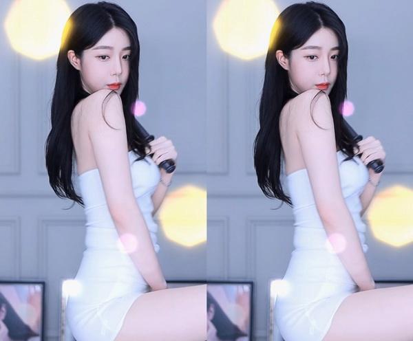 一个人免费视频在线观看高清完整新版直播间？网友：主播更多了！