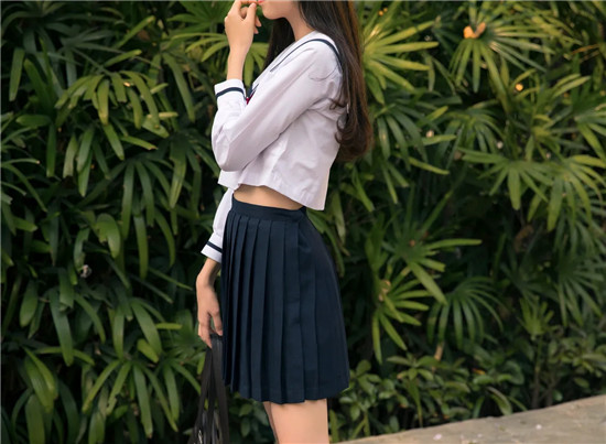 免费下载污的幸福宝向日葵app官方入口：一款宅男们最爱的一个视频播放器