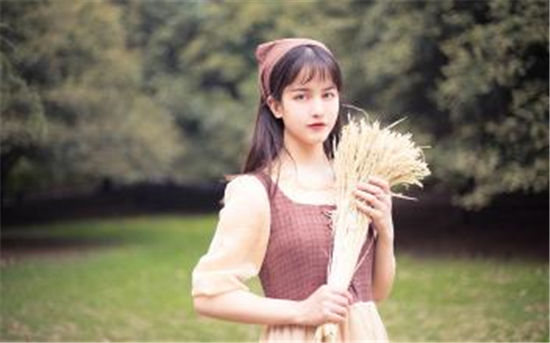 秋葵视频APP下载入口最新版安装：电影播放画面无卡顿