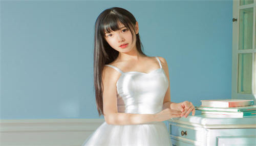 草莓黄瓜绿巨人丝瓜向日葵ios破解版：一款没有内购收费限制的全新观影app