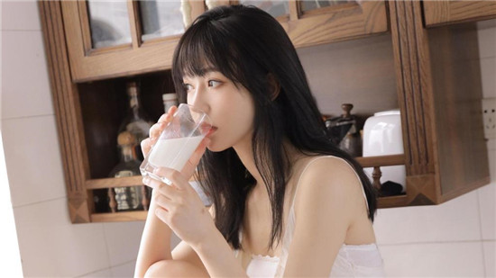 草莓app下载汅api免费下载：大全app下载汅api免费看