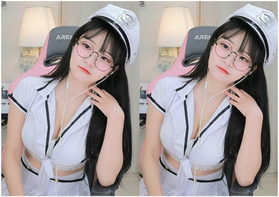 秋葵茄子丝瓜香草榴莲解锁版：秋葵茄子丝瓜香草榴莲解锁版下载地址