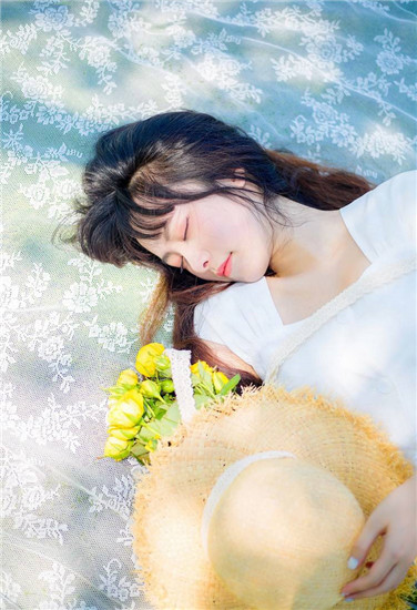 不用付费就可以看的亏亏适合深夜使用！真实私密污污视频太好看了！