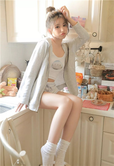 花蝴蝶中文日本热爱二次元动漫你就来？专门为动漫视频打造的平台！