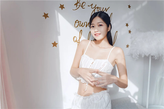 香蕉草莓茄子丝瓜秋葵绿巨人下载最新版:适合你们看视频的手机软件