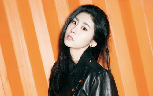 秋葵官方版app下载:美女主播们不仅有着好看的脸蛋