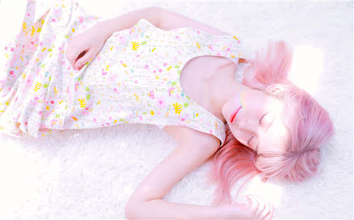 草莓香蕉樱桃黄瓜丝瓜榴莲大全ios：一款可以免费看污的夜晚观影软件