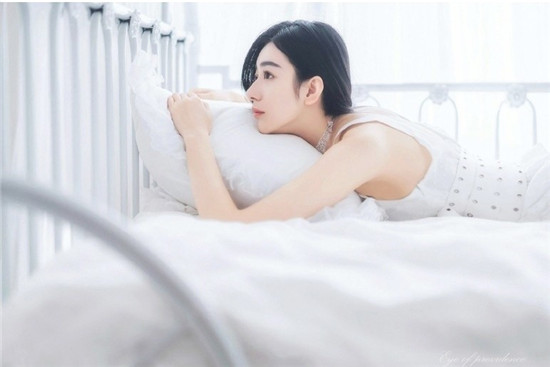 芭乐丝瓜草莓向日葵小猪鸭脖幸福宝ios：最具特色的多功能视频播放软件