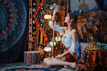 草莓视频秋葵视频小猪视频：小猪视频鸭脖秋葵视频