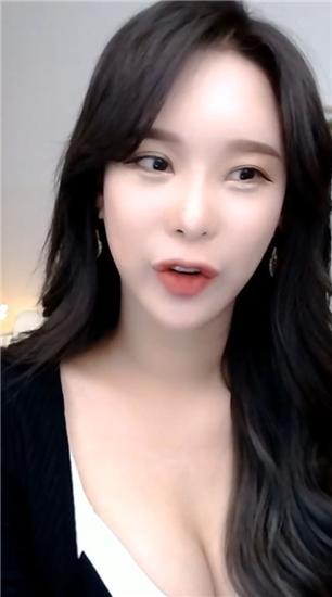 大地影院日本韩国电影最新版-大家都喜欢看的看污APP