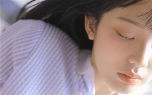 绿巨人忘忧草丝瓜秋葵优享版：提供了当下很多热播视频的手机软件