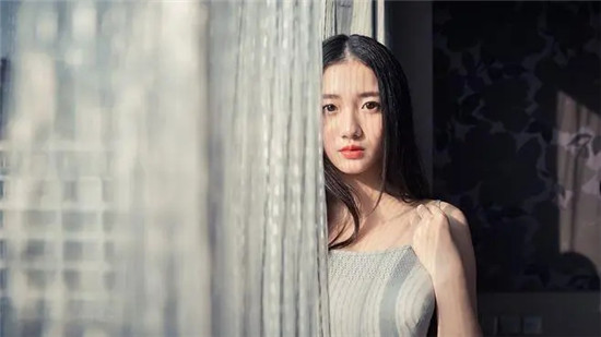 青青草向日葵丝瓜草莓秋葵污：青青草荔枝黄瓜草莓秋葵菠萝