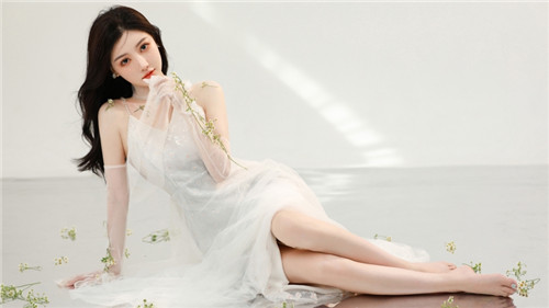 新版天堂8中文在线免费版：感兴趣的精彩内容都能离线下载