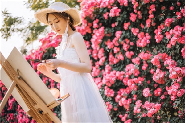 丝瓜秋葵草莓香蕉榴莲污安卓版：任何热门视频都有提供的播放软件