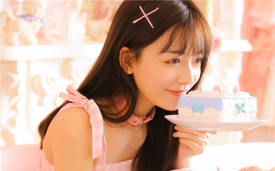 草莓茄子秋葵香蕉丝瓜榴莲最新版：二十四小时不间断更新短视频的平台